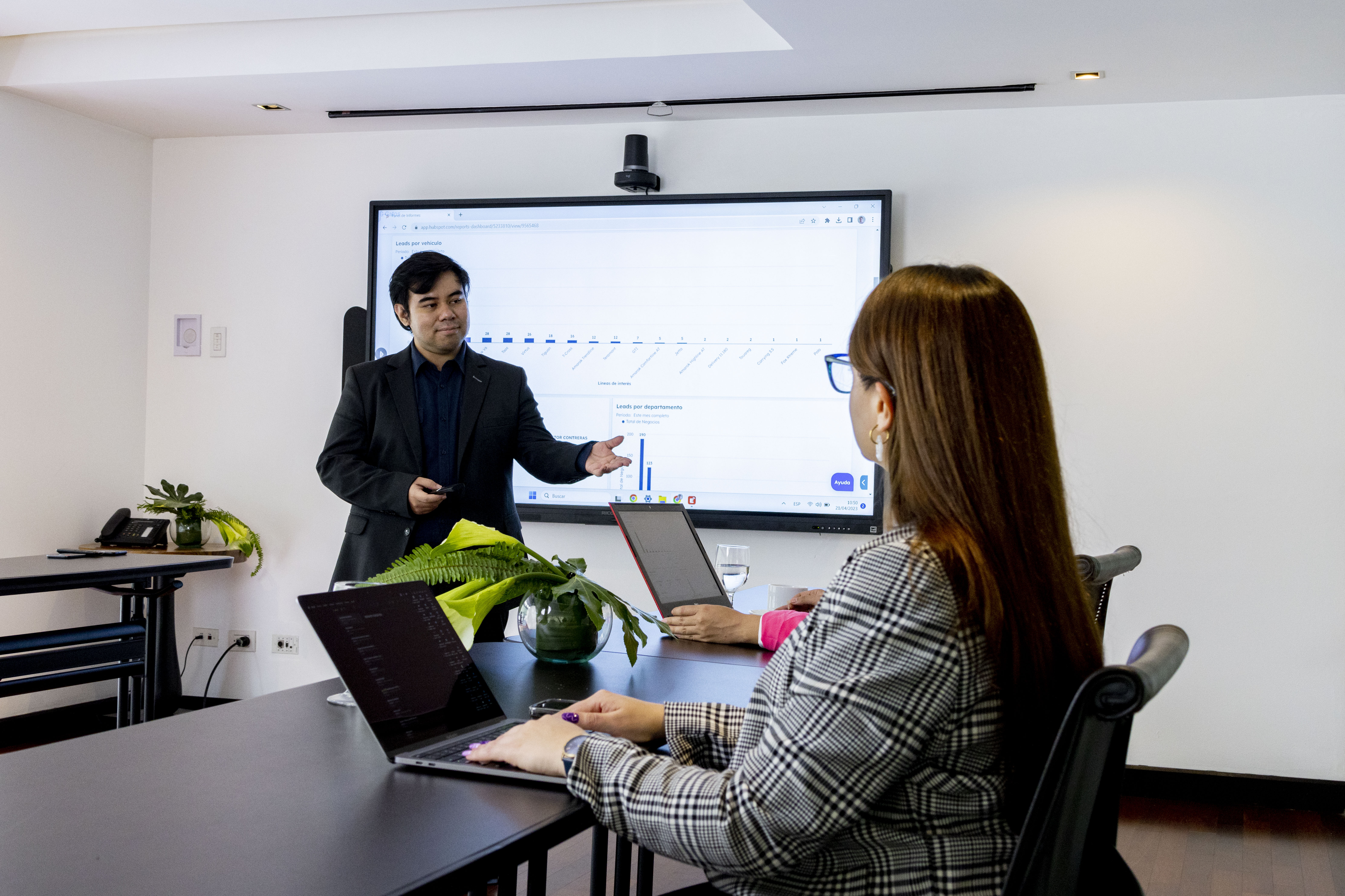 Salón Kapri para reuniones corporativas